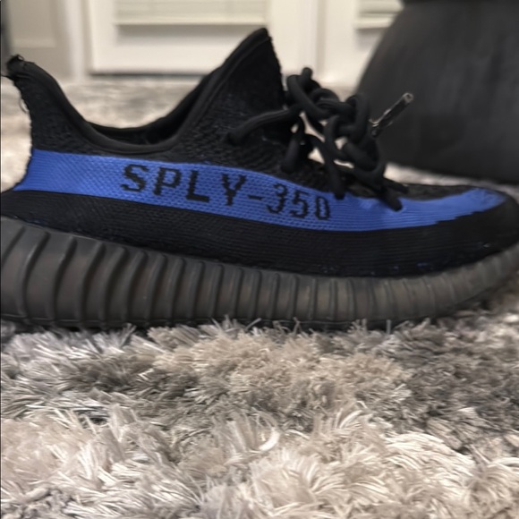 Adidas Kids Yeezy Boost 350 V2 ‘Dazzling Blue’ - Picture 3 of 5